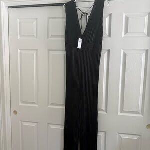 Black Sleeveless Jumpsuit